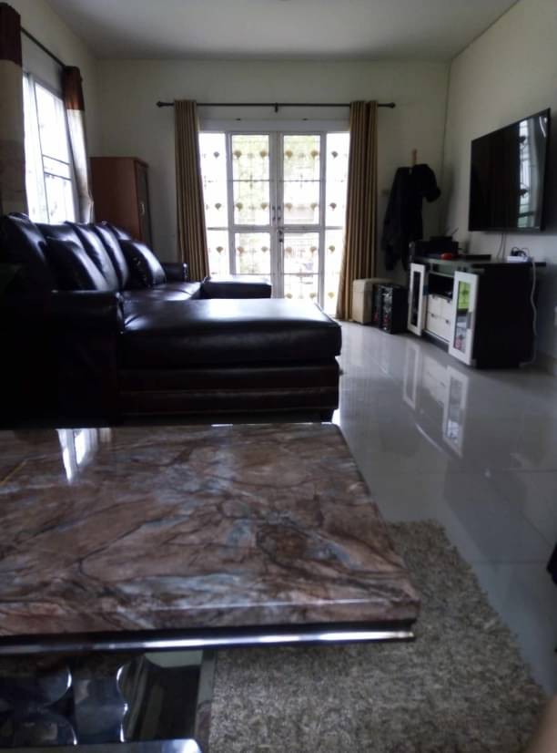 โซนดอยสะเก็ด ขายเพียง 2.8 ล.เท่านั้น 78 ตรว. กาญจน์กนกวิวล์ 1 บ้านเดี่ยว 2 ชั้น ท้ายซอย สงบ ไม่วุ่นวาย บรรยากาศดี พร้อมเข้าอยู่ได้เลย