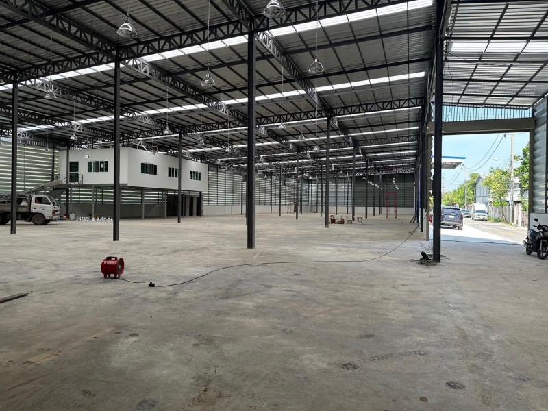 โกดังใหม่ให้เช่า ขนาดพื้นที่ 680 ตรม. *พร้อมส่งมอบ ช่วงเดือน พ.ค. 2567 ตำแหน่ง : ซอยโยธินพัฒนา(ซอยโพธิแก้ว)