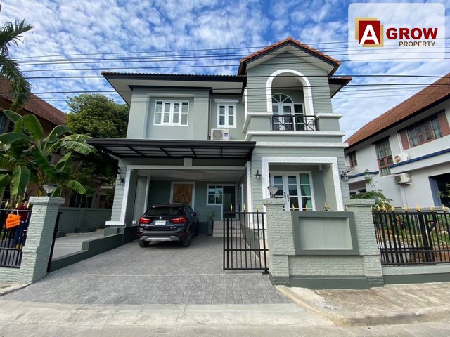 บ้านวรารมย์ บางพลี-ตำหรุ รีโนเวทใหม่พร้อมอยู่ที่ตั้ง : ถ.บางพลี-ตำหรุ ต.บางพลีใหญ่ อ.บางพลี จ.สมุทรปราการ 10540รหัสทรัพย์ : AGH00167ราคาขาย : 7,900,000 บาทรายละเอียด- บ้านเดี่ยว 2 ชั้น- เนื้อที่ 64 ตรว.- 3 ห้องนอน- 3 ห้องน้ำ- 1 ห้องครัว - 2-5 ที่จอดรถ***แถมฟรี*** เฟอร์นิเจอร์ใหม่ทั้งหมด ส่วนกลาง :-สวนสาธารณะ-คลับเฮ้าส์-Lake-ระบบรักษาความปลอดภัย รปภ.ตลอด24 ม.จุดเด่น : - เจ้าของบ้านตกแต่งเหมือนอยู่เอง 