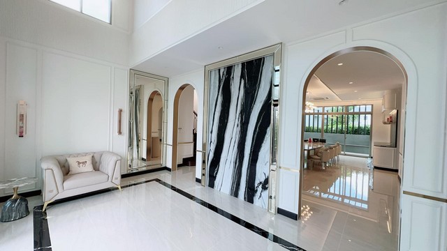 ขายบ้านเดี่ยวหรู 2 ชั้น 202 ตรว. 5 ห้องนอน โครงการเพอร์เฟค มาสเตอร์พีซ พระราม 9-กรุงเทพกรีฑา แต่งสวย พร้อมเข้าอยู่