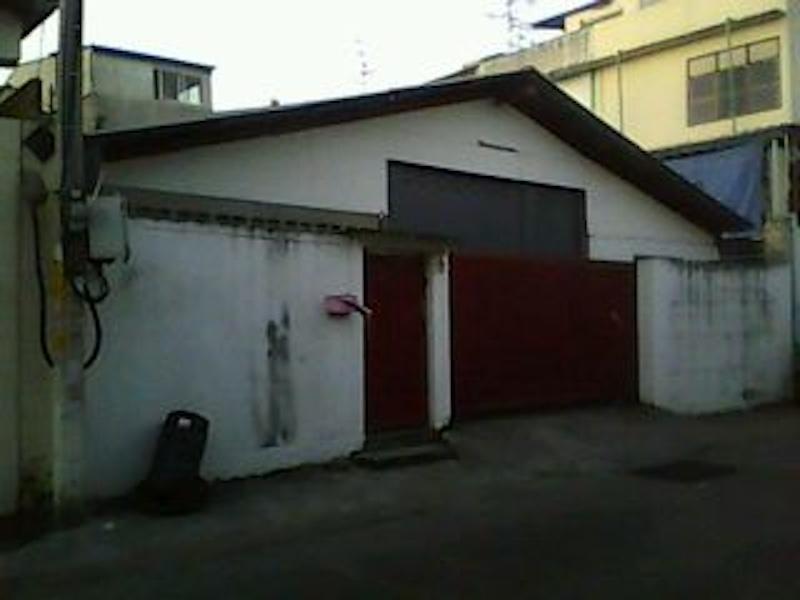 ให้เช่าโกดัง ซ.ลาดพร้าว93 ทะลุออก ซ. ลาดพร้าว101ได้ พื้นที่ใช้สอย 200ตารางเมตร  ขนาด 50ตารางวา