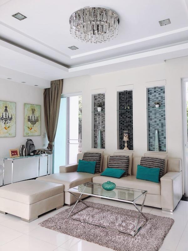 ขายบ้านเดี่ยว แบบโมเดิร์น 2ชั้น  รามอินทรา 117 เนื้อที่ 1ไร่ 36 ตรว.พื้นที่ใช้สอย800 ตรม. 4ห้องนอน 3ห้องน้ำ พร้อมสวนและสระว่ายน้ำ