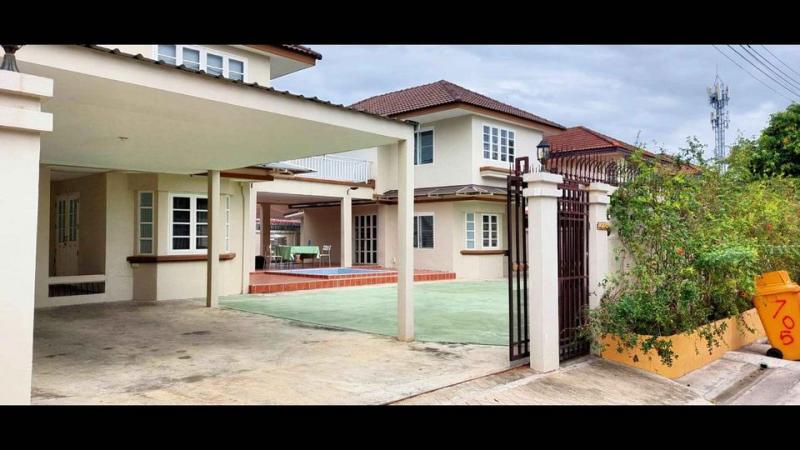 CH978 ให้เช่าบ้านขนาดใหญ่ 6 นอน 2 หลังมีทางเชือม ย่านกิ่งแก้ว ราชาเทวะ