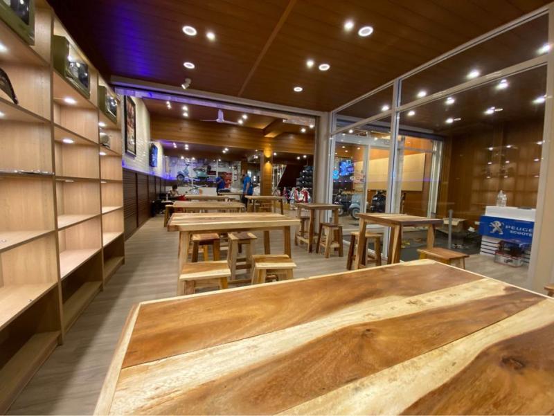 CH975 ให้เช่า อาคารพาณิชย์ ขนาดใหญ่ 2 คูหา ทำเลสวยมาก ติดถนนราชพฤกษ์