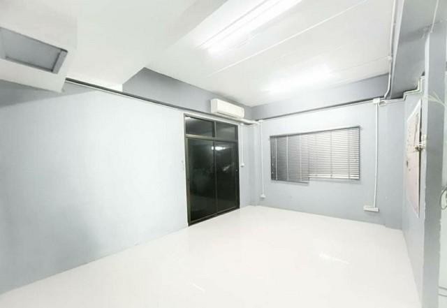 PB3835 ให้เช่าโฮมออฟฟิศ 3 ชั้น 2 คูหา ซอยรามอินทรา 31 ตกแต่งพร้อมอยู่ สามารถจดทะเบีบนบริษัท