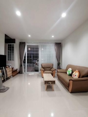 PB3833 ให้เช่าทาวน์โฮม 3 ชั้น ย่านสวนหลวง หมู่บ้าน วิรัลพัชร ซอย เฉลิมพระเกียรติ 48 ใกล้สวนหลวง ร.9