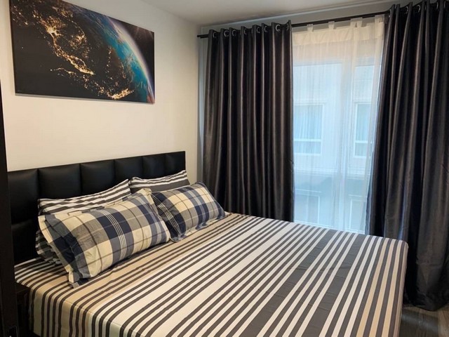 Regent Sukhumvit 97, nice, clean, private, 4th floor, BTS Bang Chak.***Service for selling/renting houses, condos and giving advice. If interested, contact at any time***Interested in additional details or pictures or making an appointment to see the room?Contact Ekachai (Aui)T. 089-799-5598Line@ ID : @auiauiaui001 (add @ in front) (Agent Post)-------------------------------------------------- ------------Room type: 1 bedroom, 1 bathroomSize 28 sq m., 4th floor, Building CNew, clean room, beautifully decorated, ready to move in.details-------------------------------------------------- ------------Rental price: 10,000 baht per month-------------------------------------------------- ------------*Facilities worth using- swimming pool- Fitness room- Relaxation garden- Keay Card system controls entry and exit of the project.-------------------------------------------------- ------------*Nearby important places (Based on information from Google Map)- BTS Bang Chak- Tesco Lotus- Century Movie