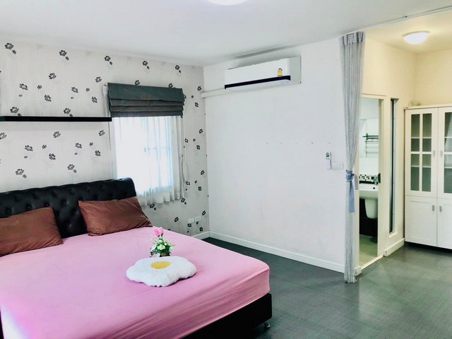 ให้เช่าบ้านเดี่ยว สีวลีบางนา  ราคา  37,500  สนใจติดต่อ  คุณเจี๊ยบ  Tel. 094  448  5038  Tel. 081  416  4142 