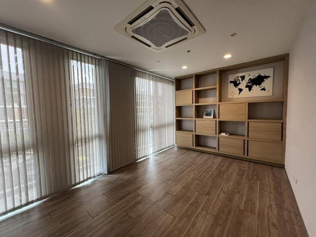 รหัสC5997 ให้เช่าโฮมออฟฟิศ 4.5ชั้น โครงการ Nirvana@WORK ประเสริฐมนูกิจ เกษตร-นวมินทร์