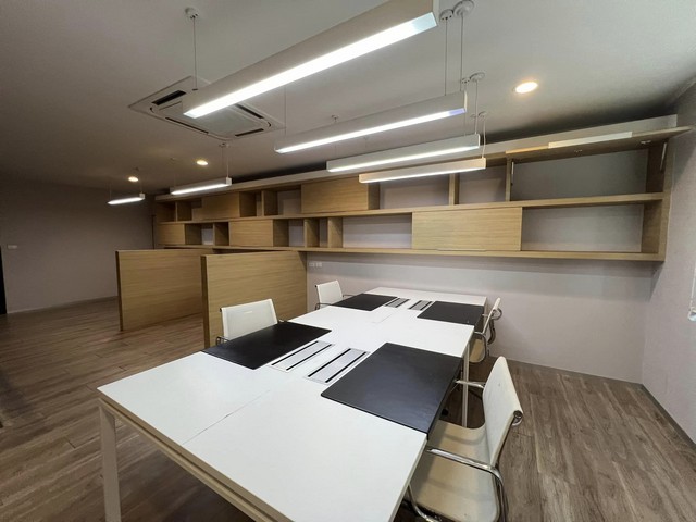 ให้เช่าสำนักงาน 5 ชั้น 380 ตรม. เกษตรนวมินทร์ ถนนประเสริฐมนูกิจ ติดโรงเรียนเลิศหล้า จดทะเบียนบริษัทได้