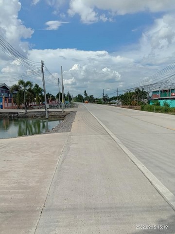 ให้เช่าโกดัง 250 ตร.ม. ไฟ 3 เฟส ทำเลสะดวกติดถนน ทช1030 ถนนวงแหวนตะวันตก