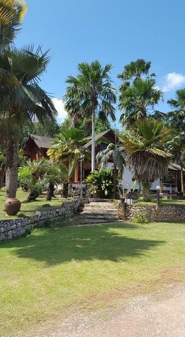 ขายด่วนรีสอร์ทส่วนตัว เนื้อที่ดิน 27ไร่ อ.ท่าฉาง จ.สุราษฎร์ธานี