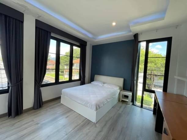 พูลวิลล่าให้เช่า 60,000 บาท/เดือน 151 ตรว. 5 นอน 5 น้ำ แม่เหียะ อ.เมือง สามารถเปิดธุรกิจ ทำโฮมออฟฟิศได้ เฟอร์นิเจอร์ครบ พร้อมเข้าอยู่