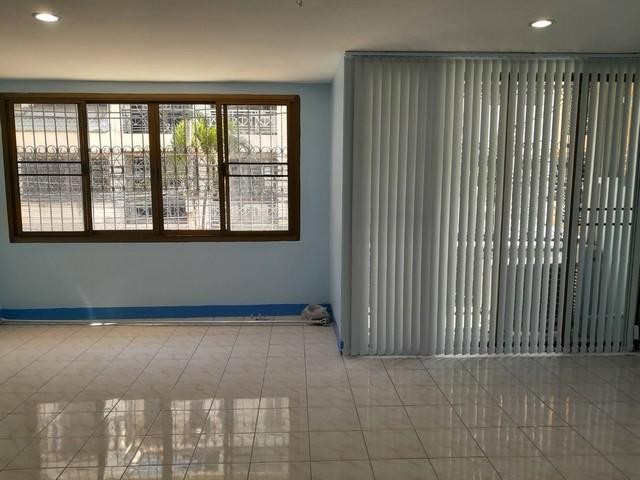 PB3845 ให้เช่าทาวน์โฮม 5 ชั้น ซอย เจริญราษฎร์ 7 ใกล้ โฮมโปรพระราม 3  ทำออฟฟิศหรืออยู่อาศัยได้