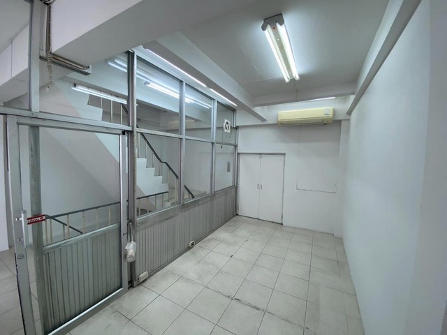 WAN429ให้เช่าอาคารพาณิชย์4 ชั้นทำการค้าโกดังเก็บของ โรงแรม บนอนุวงศ์  ใกล้ MRT สามยอด หรือวัดมังกร