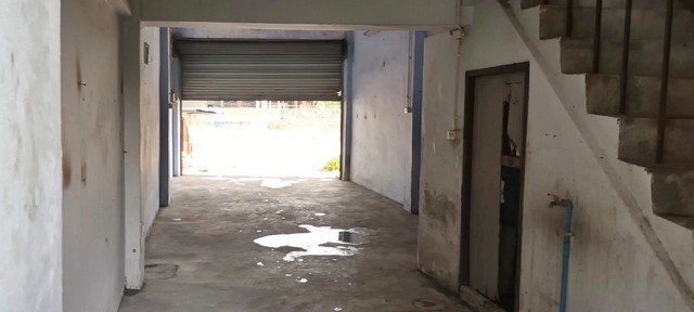 ขายอาคารพาณิชย์        ไทรน้อย  นนทบุรี (PAP-ZE_066)