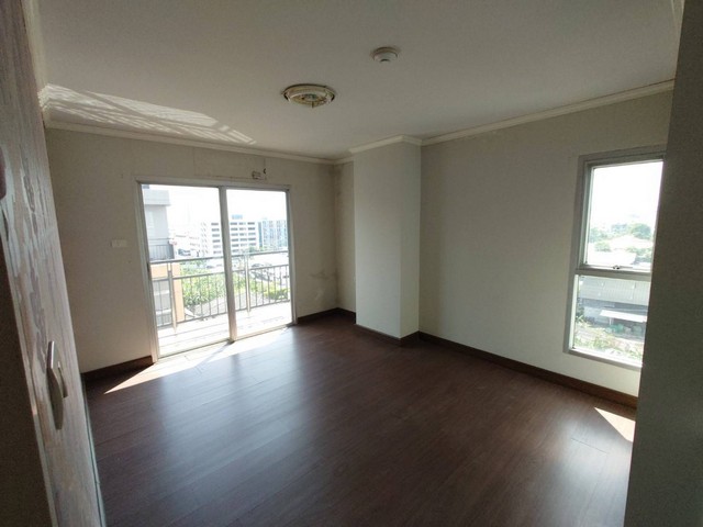 ขายคอนโดโครงการ ดิ เอสเคป คอนโดมิเนียม พระโขนง กรุงเทพมหานคร D131