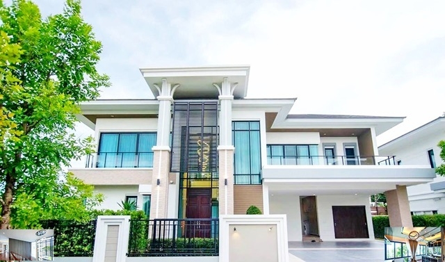 แม็คโคร เฟอร์ครบ พร้อมอยู่ กาญจนาภิเษก 128ตรว ให้เช่าคฤหาสน์สุดหรู 2 ชั้น.สารสาสน์วิเทศบางบอน3 1.5 กม. 402ตรม. 179,998B-M เป็นส่วนตัว 4นอน 3น้ำ 4จอดรถ 6แอร์Kanchanapisek 128sq.wa. for rent luxury mansion 2Storeys SarasasWitaed BangBon3 1.5km. Makro BangBon3 402sq.m. 179,998B-M private 4bed 3bath 4parking 6A/C fully furnished ready to move in.หันหน้าทิศเหนือ บางบอน3ซ.เอกชัย110-122 บางบอนเหนือ เขตบางบอน กรุงเทพมหานคร 10150- ใหญ่มาก มีสวนรอบบ้าน-  ทั้งโครงการมี30หลัง มีความเป็นส่วนตัวมาก- หันหน้าทิศเหนือ -  �