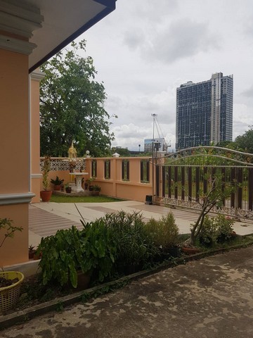 ขายด่วน บ้านเดี่ยว มี 2 หลัง เนื้อที่ 194 ตร.วา เฟอร์ครบ พร้อมอยู่  ใกล้ Maga บางนา ZTK051