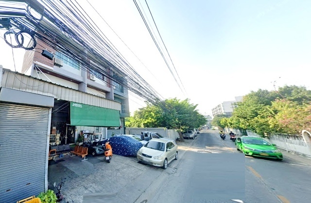 ให้เช่าอาคารพาณิชย์ 3ชั้น หลักสี่ ไอทีสแควร์ รามอินทรา  4นอน  ห้องสวย 25ตรว. 215ตรม. เซ็นทรัล ค้าขาย พักอาศัย กำแพงเพชร6 3น้ำ 2จอดรถ