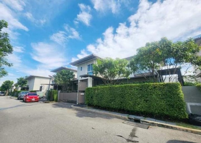 ให้เช่าบ้านเดี่ยว 2 ชั้น 65 ตรว. 3 ห้องนอน Baranee Park ร่มเกล้า บารานีพาร์ค ร่มเกล้า บ้านเดี่ยวสไตล์ Courtyard ใกล้สุวรรณภูมิ