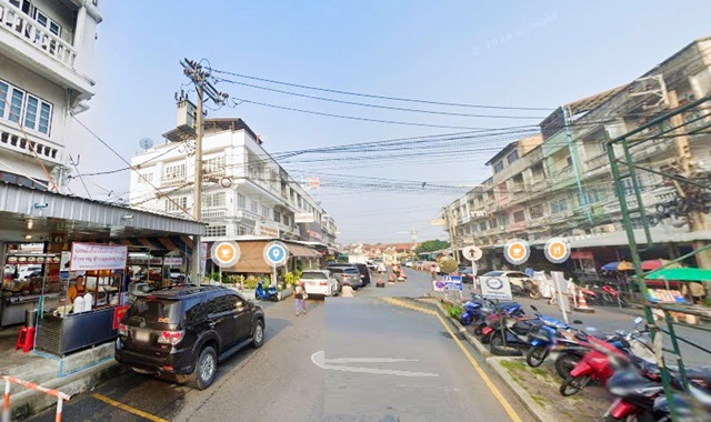 ทำเลค้าขาย ให้เช่าอาคารพาณิชย์ 3.5 ชั้น เซียร์ รังสิต และดาดฟ้า 21ตรว. 192ตรม. 3นอน 2น้ำ 1จอดรถ 2แอร์ สนามบินดอนเมือง ติดถนนใหญ่