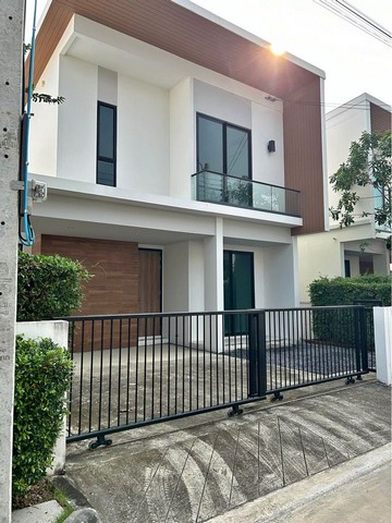 P166 ให้เช่า บ้านเดี่ยว 2 ชั้น โคโม่ เบียงก้า บางนา Como Bianca Bangna บ้านใหม่ไม่เคยเข้าอยู่ ใกล้เมกาบางนา บ้านเปล่าไม่มีเฟอร์นิเจอร์