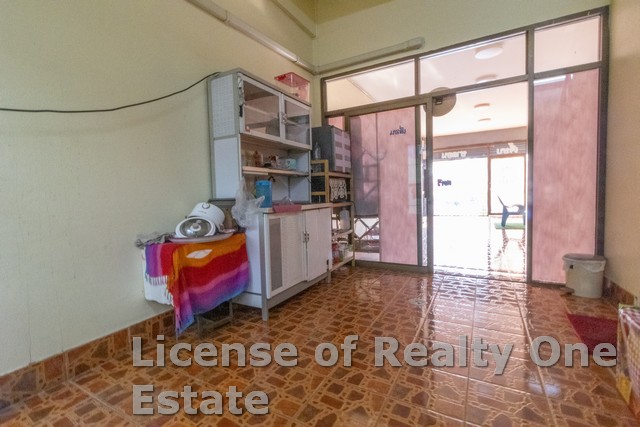 ขาย บ้าน ตึกแถว ซ.เฟื่องฟ้า ถ.หมื่นหาญ ต.ท่าพี่เลี้ยง อ.เมือง สุพรรณบุรี