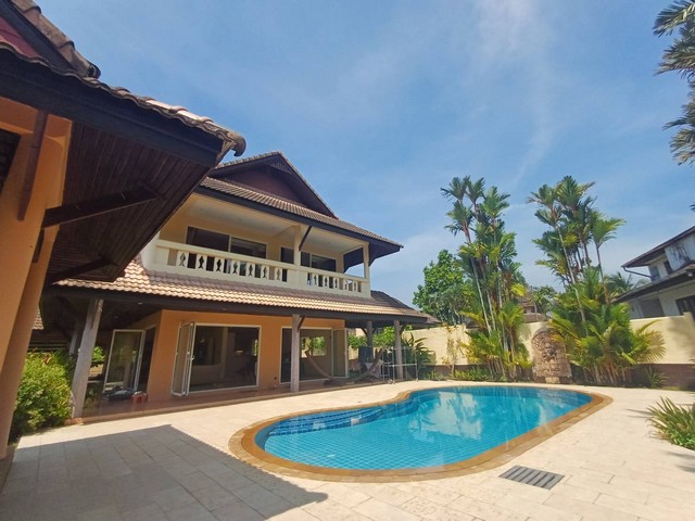 For Rent : Kohkaew, Private Pool Villa @Chuan Chuen Village, 3 Bedrooms 4 Bathrooms
