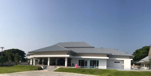 โซนสันทราย ให้เช่า 180,000 บาท บ้านพูลวิลล่าชั้นเดียว เนื้อที่ 2 ไร่ หนองจ๊อม มีบ้าน 2 หลัง เนื้อที่กว้าง ซื้ออยู่เองหรือปล่อยเช่าได้