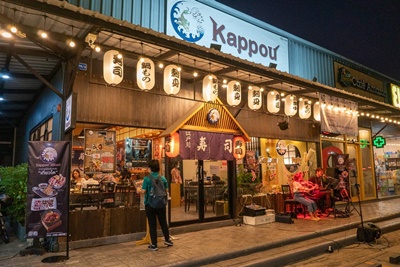  สนใจนัดดูร้าน-สอบถามรายละเอียดคุณนิสา 084-706-2382Line ID = 0847062382เซ้งโครงสร้าง+อุปกรณ์‼️ ร้านอาหารญี่ปุ่น ???????? #BTSบางหว้า #โซนเพรชเกษมเพียง 650,000 บ ไม่ได้เซ้งแบรนด์  @โครงการ G2 Connect ร้านมีห้อง VIP ตกแต่งไว้สวยพร้อมใช้งานได้เลย ขนาดพื้นที่ 96 ตรม.มีที่จอดรถในโครงการ???????? #ตกแต่งสไตล์ญี่ปุ่น ร้านเดิมทำเป็นร้านอาหารญี่ปุ่น สามารถรีโนเวทเป็นสไตล์อื่นได้ แต่ถ้าเป็นร้านอาหารญี่ปุ่นส