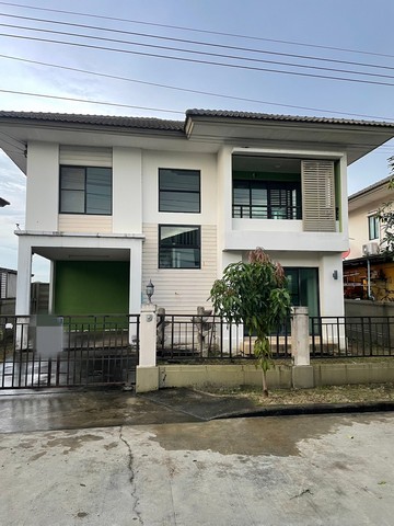 รายละเอียดเพิ่มเติมCode ID : PAP-4-0266 ราคาขาย    3,300,000 บาท- ขนาดพื้นที่ : 50.30 ตร.ว- พื้นที่ใช้สอย : 151.71 ตรม.- จำนวนห้อง : - ห้องนอน - ห้องน้ำ- ที่จอดรถ :  1-2 คัน- บ้านเดี่ยว :   2 ชั้น- บ้านเดี่ยวหันทางทิศ : -พิกัดทรัพย์ :      https://maps.app.goo.gl/7a8dM1Dpu7snPaZ37สถานที่ใกล้เคียง- ใกล้ตลาดกลางลาดสวาย- ใกล้ตลาดเอซี ลำลูกกา คลอง 4- ใกล้บิ๊กซี ลำลูกกา 2 (ลำลูกกา คลอง 4)- ใกล้บิ๊กซี เพลส ลำลูกกา คลอง 5สอบถามเพิ่มเติม/นัดชมโทร. 097-419-5982(�