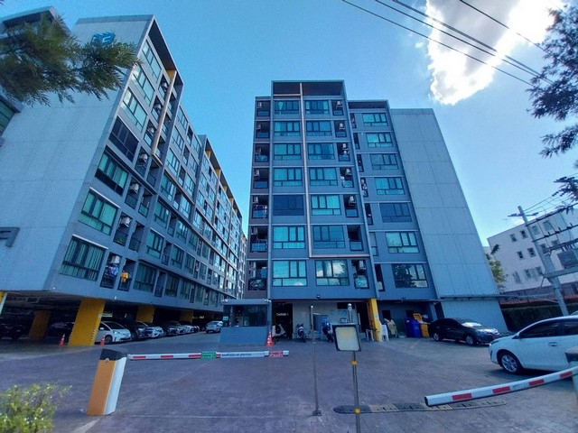   รายละเอียดเพิ่มเติม Code ID : BB 15172   ราคาขาย  1,980,000 บาท- พื้นที่ใช้สอย :   29.3  ตรม.- จำนวนห้อง :   1 ห้องนอน 1 ห้องน้ำ- ชั้น : 2   - อาคาร :  1 พิกัดทรัพย์ :  https://maps.app.goo.gl/dVscvLopzAc5Hz3i6    สถานที่ใกล้เคียง- ใกล้บิ๊กซี สุวินทวงศ์, ตลาดนัดจตุจักร 2 มีนบุรี- ใกล้ตลาดมีนบุรี, ตลาดมีนบุรีใหม่, รพ.เสรีรักษ์ - ใกล้รพ.นวมินทร์, รพ.นวมินทร์ 9, วิทยาลัยเทคนิคมีนบุรี- ใกล้ร.ร.ภูมิสมิทธ์, ร.ร.เอกบูรพาวิเทศศึกษา, ร.ร.เศรษฐบุตร