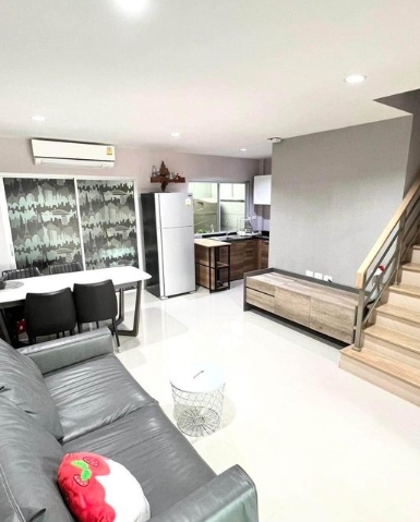 ขายทาวน์โฮม3ชั้น ลุมพินีทาวน์พาร์ค ท่าข้าม-พระราม2 บางขุนเทียน