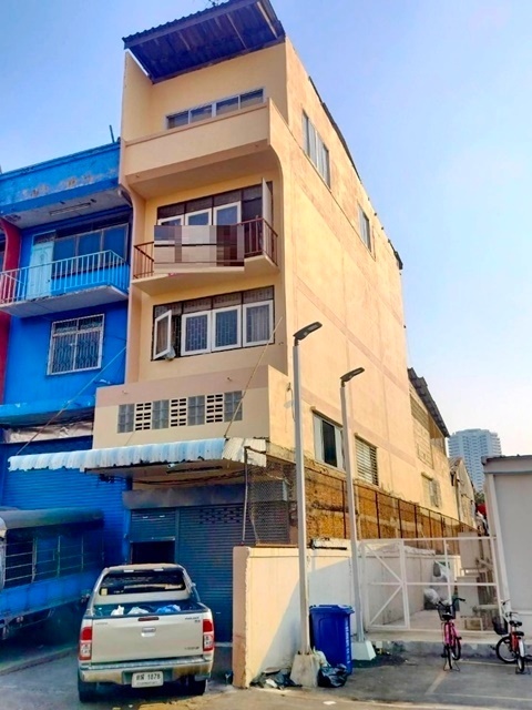 โฮมโปร King's College แยกสาธร พระราม3 ให้เช่าอาคารพาณิชย์ 5 ชั้นใหม่ 32ตรว. 435ตรม. ทำเลดี เดินทางสะดวก ติดถนน 5นอน 5น้ำ 2-3จอดรถ เทอมินอล