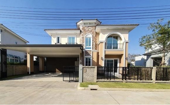  ขายบ้านเดี่ยว 2 ชั้น  โครงการแกรนดิโอ รามอินทรา-วงแหวน เลียบมอเตอร์เวย์ ใกล้แฟชั่นไอซ์แลนด์