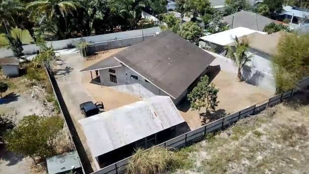 ขายเพียง 1.69 ล้าน 200 ตรว. บ้านเดี่ยวชั้นเดียว หนองแหย่ง สันทราย สไตล์ลอฟ โมเดิร์นล้านนา พื้นที่รอบตัวบ้านกว้างขวาง เดินทางสะดวก