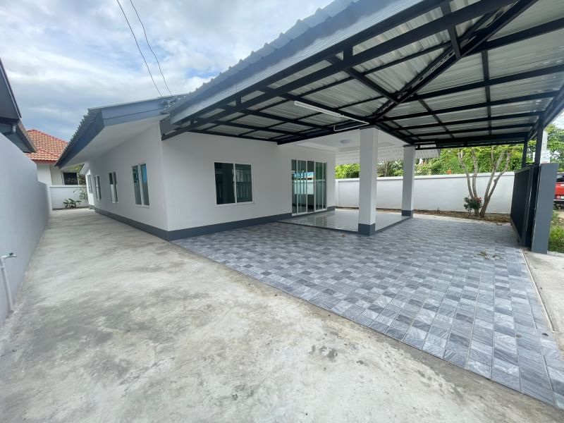 บ้านรีโนเวทใหม่ พร้อมเข้าอยู่ โซนป่าแดด ในอำเภอเมืองเชียงใหม่ เพียง 2 ล้านบาท