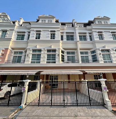 N4777 ให้เช่าทาวน์โฮม 3ชั้น ที่พลัส ซิตี้ พาร์ค สุขุมวิท 101/1 ใกล้สถานีรถไฟฟ้าปุณณวิถีและอุดมสุขค่าเช่า 45,000 บาทกว้างขวาง ทันสมัย พร้อมให้เช่าที่พลัส ซิตี้ พาร์ค สุขุมวิท 101/1 ในบริเวณที่ปลอดภัยบนสุขุมวิท 101/1 ใกล้สถานีรถไฟฟ้าปุณณวิถีและอุดมสุข สามารถเดินทางไปยังพาราไดซ์พาร์ค ซีคอนสแควร์ เซ็นทรัลบางนา ทรูดิจิทัลพาร์ค 101 และสวนหลวงร. 9 ได้อย่างง่ายดาย พลัส ซิตี้ พาร์�