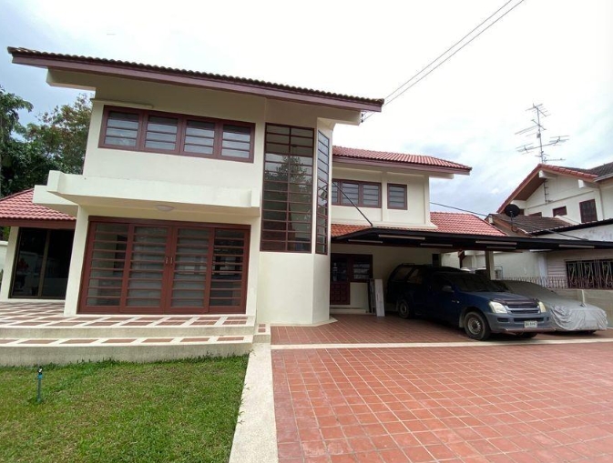  ให้เช่าบ้านเดี่ยว 2 ชั้น หมู่บ้านออคิดวิลล่า  ประดิษฐ์มนูธรรม 10 เขตวังทองหลาง