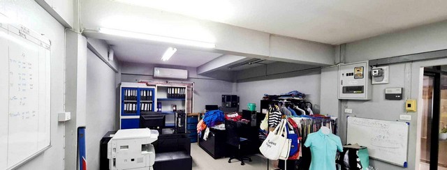 ขายขายขายด่วนมากอาคารพาณิชย์ 2 คูหา ถ.พุทธมณฑลสาย 3 อ.ตลิ่งชัน กทม.