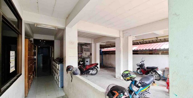 ขายขายขายด่วนมาก อพาร์ทเม้นท์น่าลงทุน ซ.ตะวันสีทอง ถ.จอมพล ป. ต.คานหาม อ.อุทัย จ.อยุธยา