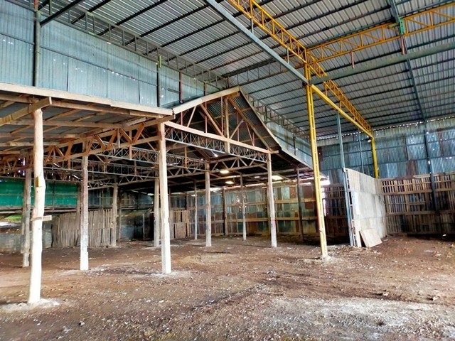 ขาย ที่ดินพร้อมสิ่งปลูกสร้าง บ้านพักอาศัยชั้นเดียว เเละโกดัง  ต.โคกเริงรมย์ อ.บำเหน็จณรงค์ จ.ชัยภูมิ  PAP5-0162