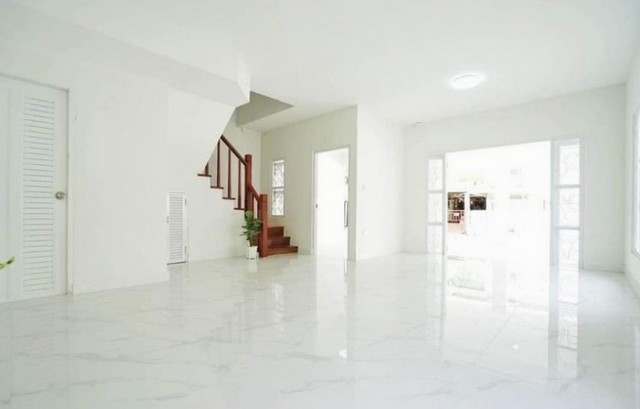 ขาย พฤกษา 19 (ซอยวัดลาดปลาดุก)  บ้านแฝด รีโนเวทใหม่ ใกล้รถไฟฟ้าสถานีคลองบางไผ่ ,เซ็นทรัลเวสต์เกต