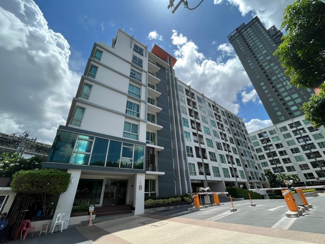   รายละเอียดเพิ่มเติม Code ID : AN 3606  ราคาขาย 2,299,000 บาท- พื้นที่ใช้สอย :  35.02 ตร.ม. - จำนวนห้อง :   1 ห้องนอน 1 ห้องน้ำ- ชั้นที่ :   5    - อาคาร :  4 พิกัดทรัพย์ : https://maps.app.goo.gl/Z2H35ZwZY6CVVSxR6    สถานที่ใกล้เคียง- ใกล้เดอะมอลล์ ท่าพระ, บิ๊กซี ดาวคะนอง- ใกล้รร..แม่พระประจักษ์, ร.ร.สตรีวัดอัปสรสวรรย์ - ใกล้ร.ร.อำนวยศิษย์ศึกษา, รพ.พญาไท 3- ใกล้รพ.สมเด็จพระปิ่นเกล้า, รพ.สมิติเวช ธนบุรี,ตลาดพลู สอบถามเพิ่มเติม/นัดชมโทร. 09