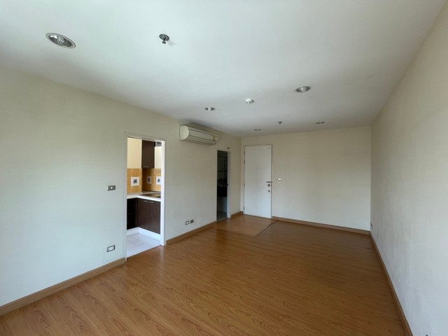 ขายคอนโดโครงการ เลอริช ยานนาวา กรุงเทพมหานคร AK 0325