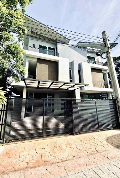  ให้เช่าบ้าน 3 ชั้น 240 ตรม. ย่านดอนเมือ วิภาวดี สนามบินดอนเมือง GRAND I-DESIGN VIBHAVADI