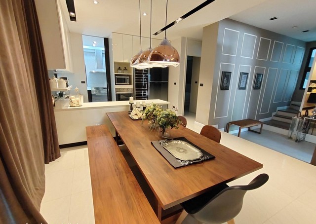 [B890]ให้เช่า 200k บ้านเดี่ยวหรู 3 ชั้น หลังริม ไพรเวท เนอวาน่า เลียบทางด่วนเอกมัย-รามอินทรา โยธินพัฒนา11 ถนนประดิษฐ์มนูธรรม