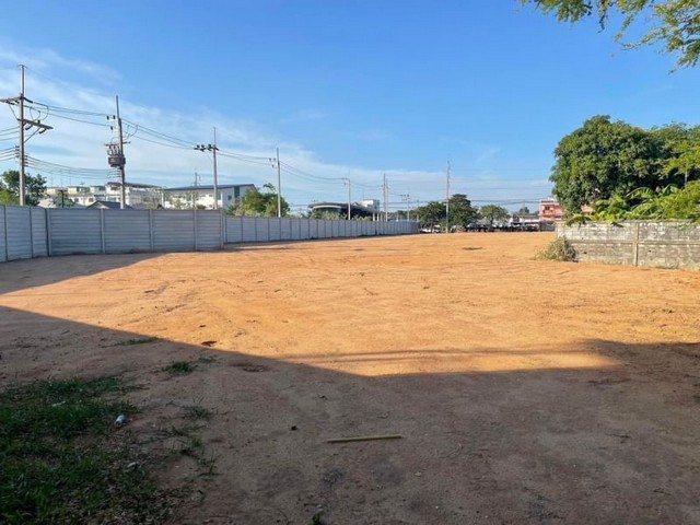 ขายที่ดินติดถนนหลัก อ่างศิลา ที่ดินสวยแหล่งเศรษฐกิจ ใกล้หาดบางแสน TP-L0033