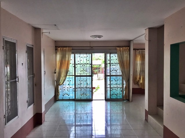 ขายบ้านแฝด   หมู่บ้านเค.ที. กรีนวิลล์ พระนครศรีอยุธยา (PAP-8-0262)